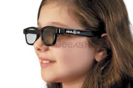 A gyerekek szemét védi az új PC-szemüveg
